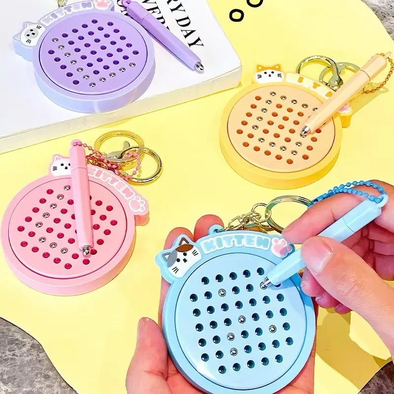 创意猫猫解压磁吸钢珠画板钥匙扣可爱卡通钥匙链儿童书包挂件A272