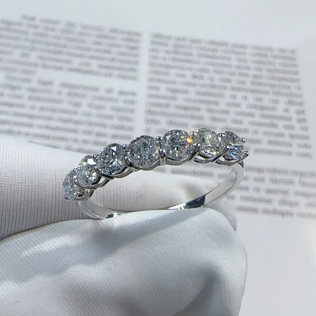 实验室培育钻石PT950七公主排戒 经典时尚