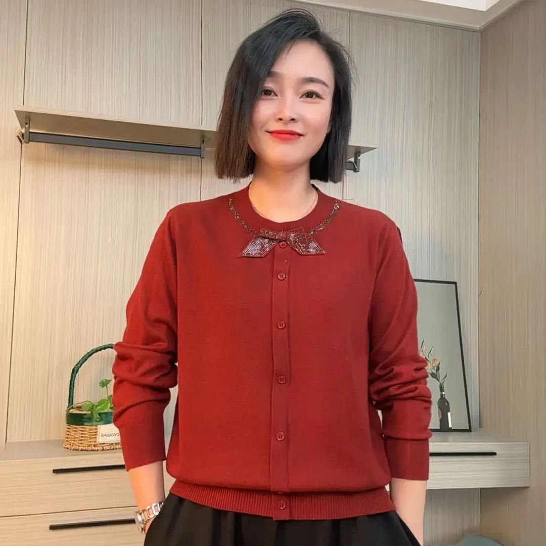 DY秋冬圆领时尚洋气中秋季针织上气质衣服百搭宽松