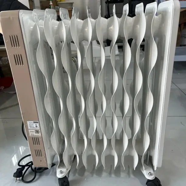 95新 SINGFUN/先锋 电油丁12片取暖器CY55MM-12轻微划痕 功能完好