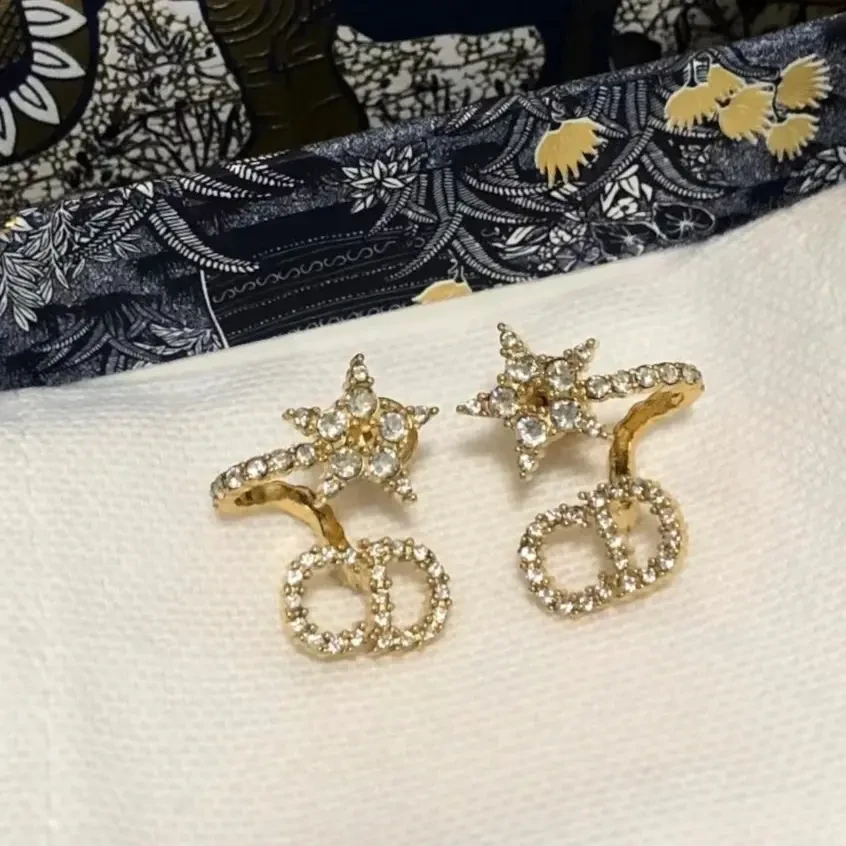 黄铜锆石耳饰 星星满钻小巧精致百搭时尚轻奢耳钉bling爆闪CD耳钉