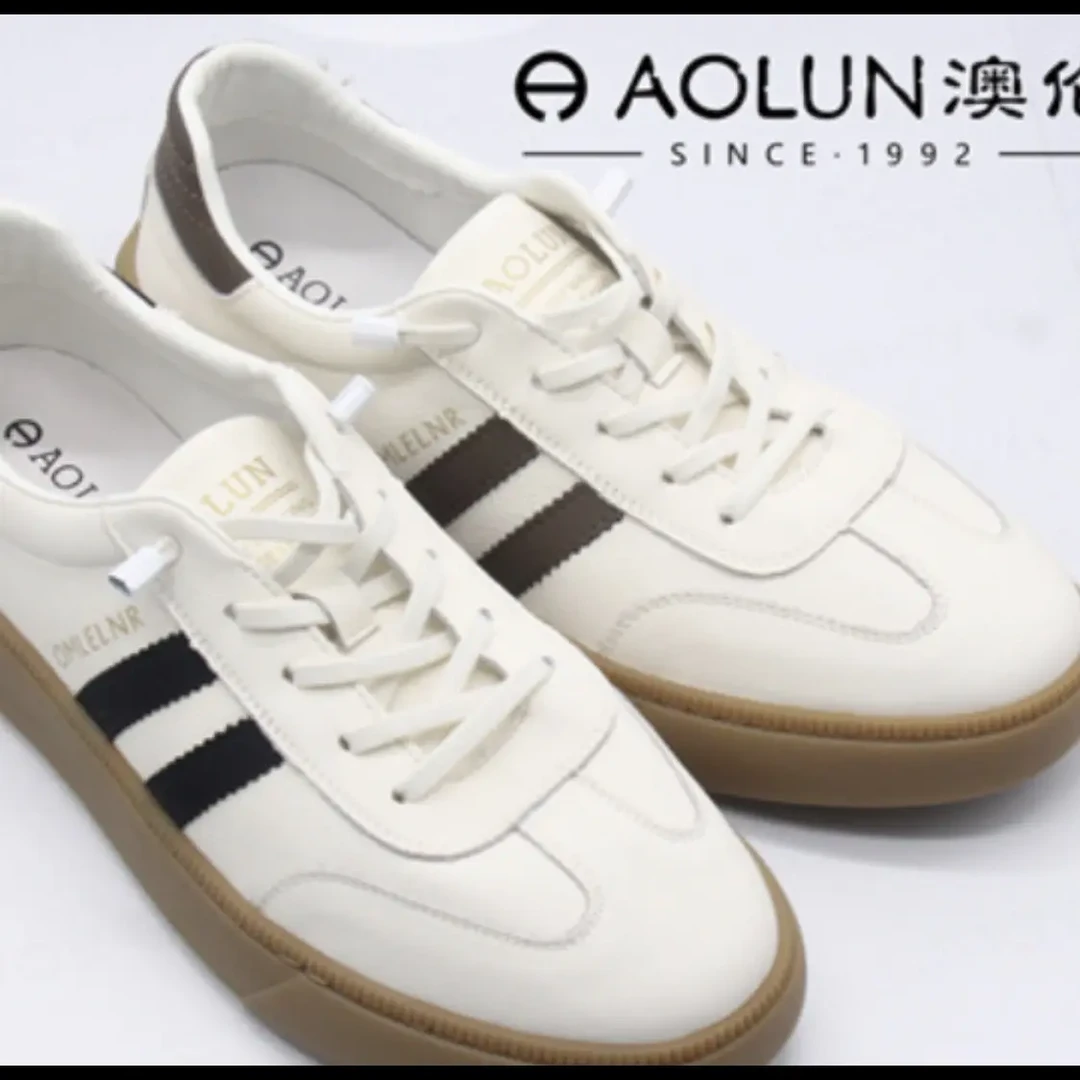 透气板鞋四季通用圆头休闲板鞋系带休闲鞋