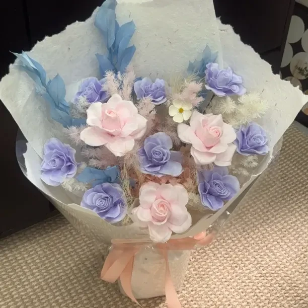 永生花小众多巴胺玫瑰花束温柔混搭真香皂花七夕送女友闺蜜生日