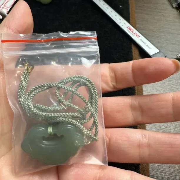 如意锁精美祥云锁玉石颈饰男女通用