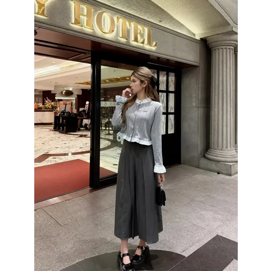 灰色假两件针织开衫女2025设计感拼接荷叶边短上衣长裙套装-148