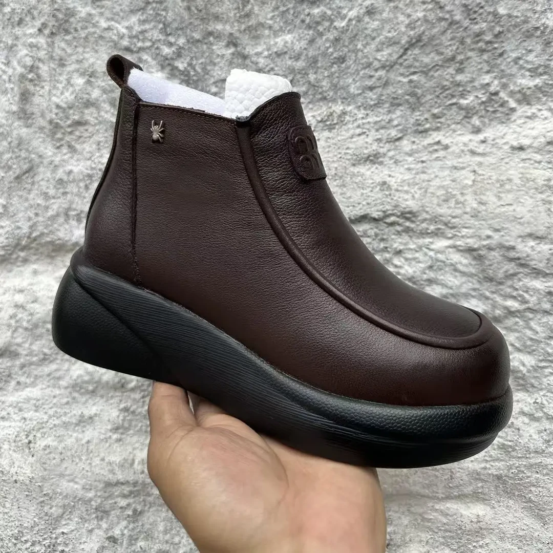 2025真皮轻底防滑冬季厚跟侧拉链中老年鞋加绒