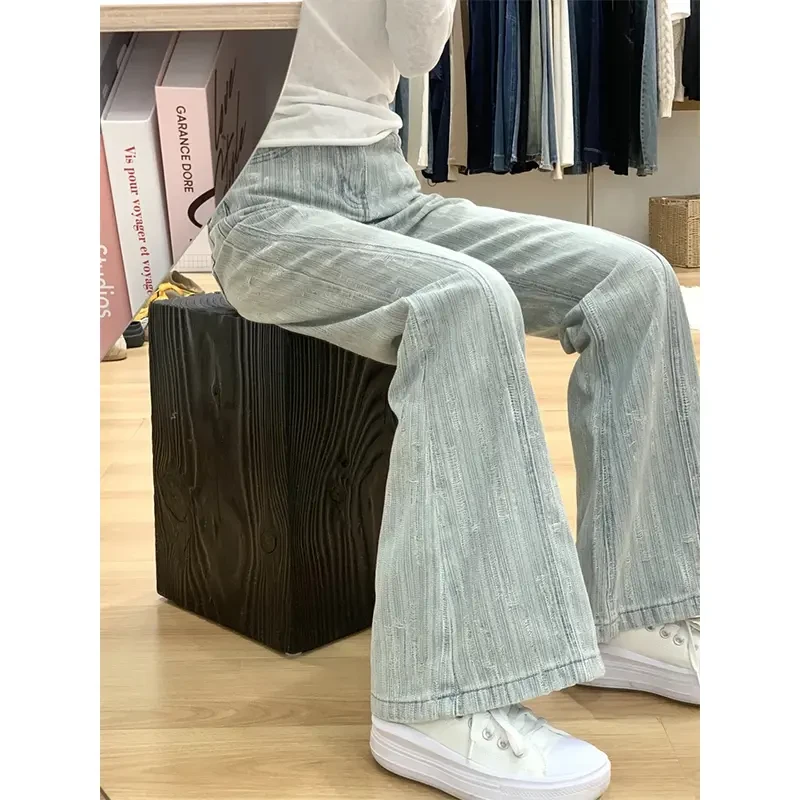 浅色提花设计微喇叭牛仔裤女2025春季新款高腰翻盖宽松显瘦拖地裤