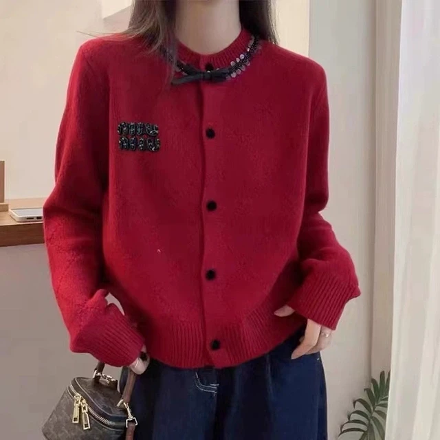 2024春秋新款设计感小众时髦洋气针织开衫外套女单排扣新年红毛衣