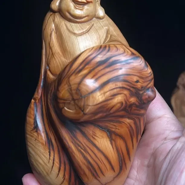陈化虎皮纹纯手工雕刻弥勒佛摆件