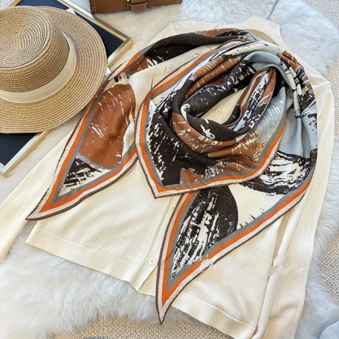 【幻境】桑蚕丝羊毛丝毛大三角巾女士丝巾披肩围巾 秋冬时尚百搭