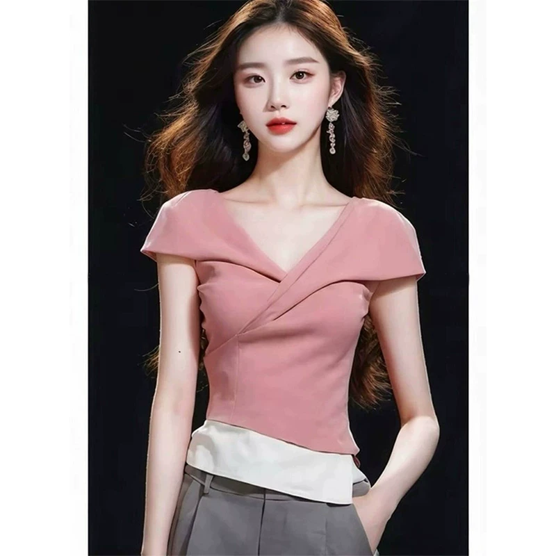 粉色假两件短袖t恤2024新款女心机洋气独特别致冷淡系高级感上衣