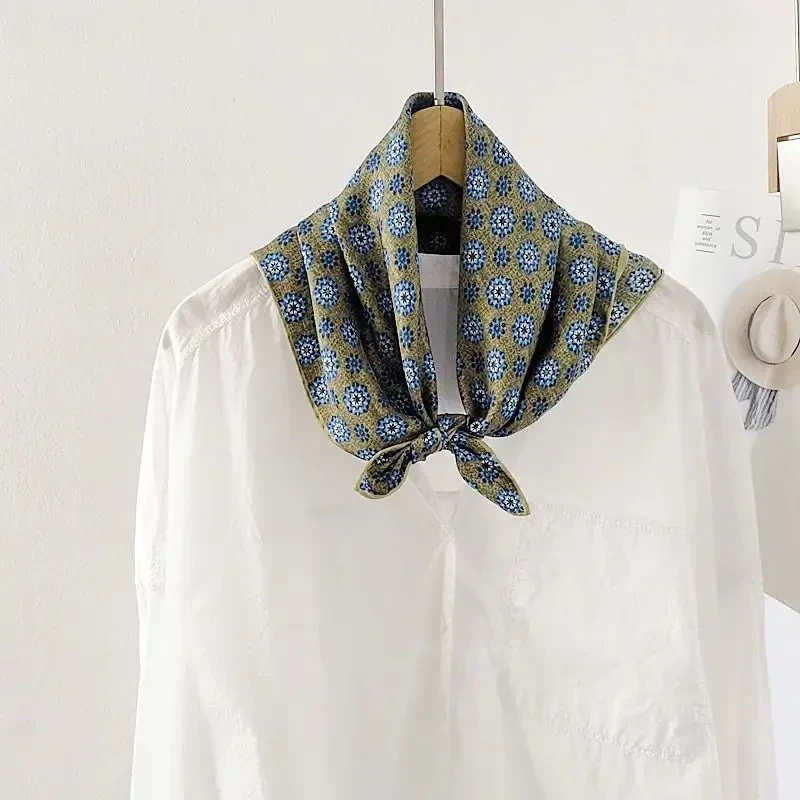 2024新款爆款丝巾绿色桑蚕丝女方巾百搭洋气时尚气质手工卷边