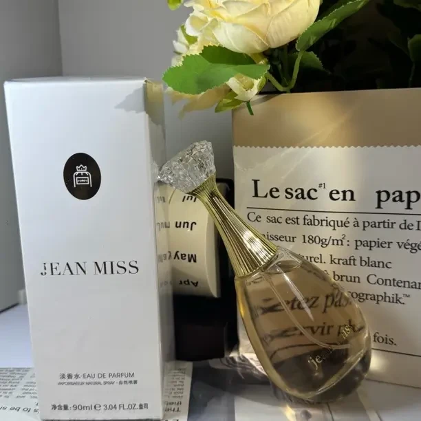 JEAN MISS小城伊香伊香真我香水