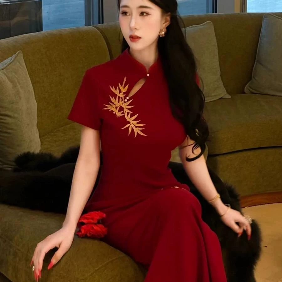 画报夫人原创自制新中式弹力西装刺绣旗袍连衣裙 短袖红竹