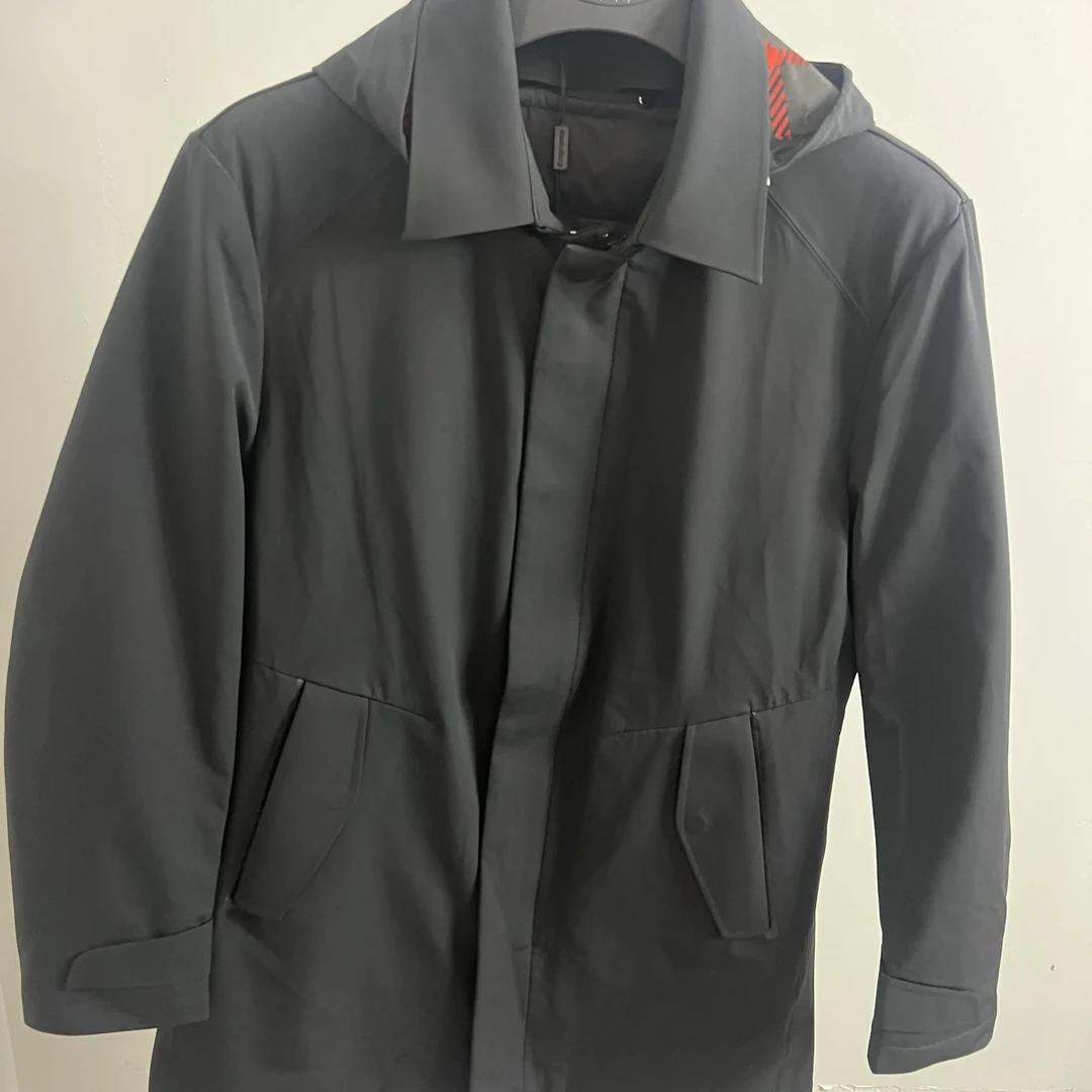 泰古男装黑色白鸭绒外套