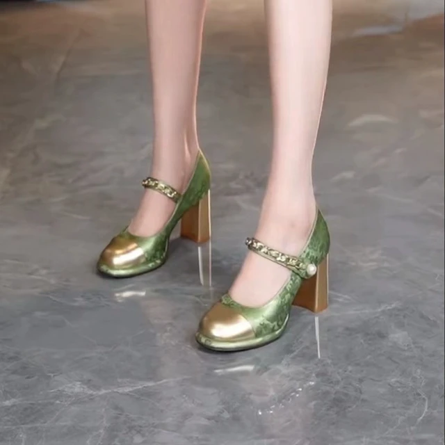 7cm国风绣花玛丽珍鞋女2025年秋季新款浅口单鞋粗跟一字带高跟鞋