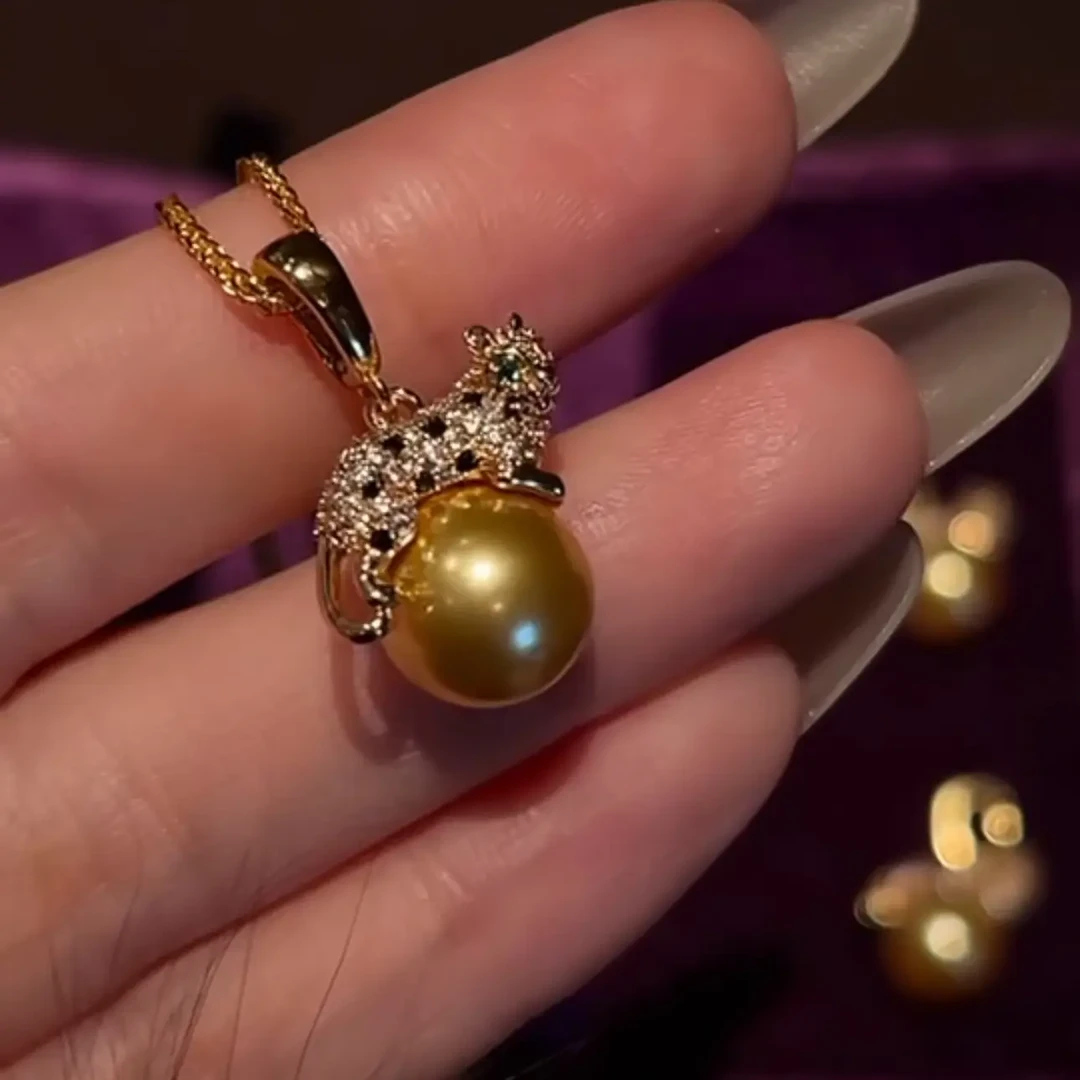 坠链均925银 【豹富】越来越富南阳浓金色珠珠豹子豪镶满锆项链吊坠