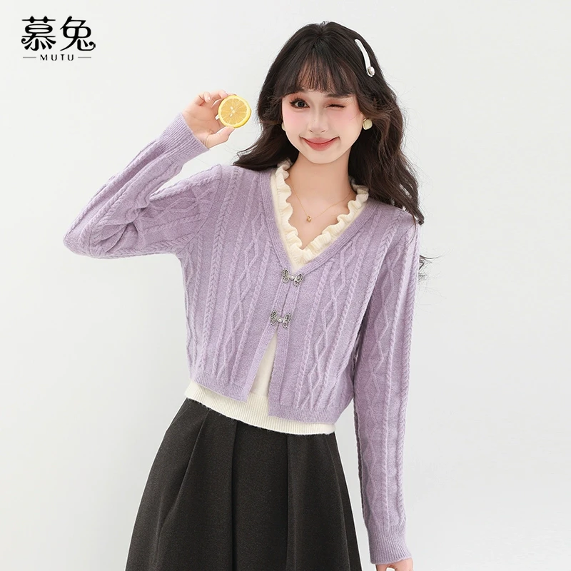 慕兔木耳边假两件毛衣开衫女2025春季新款温柔风v领短款针织上衣