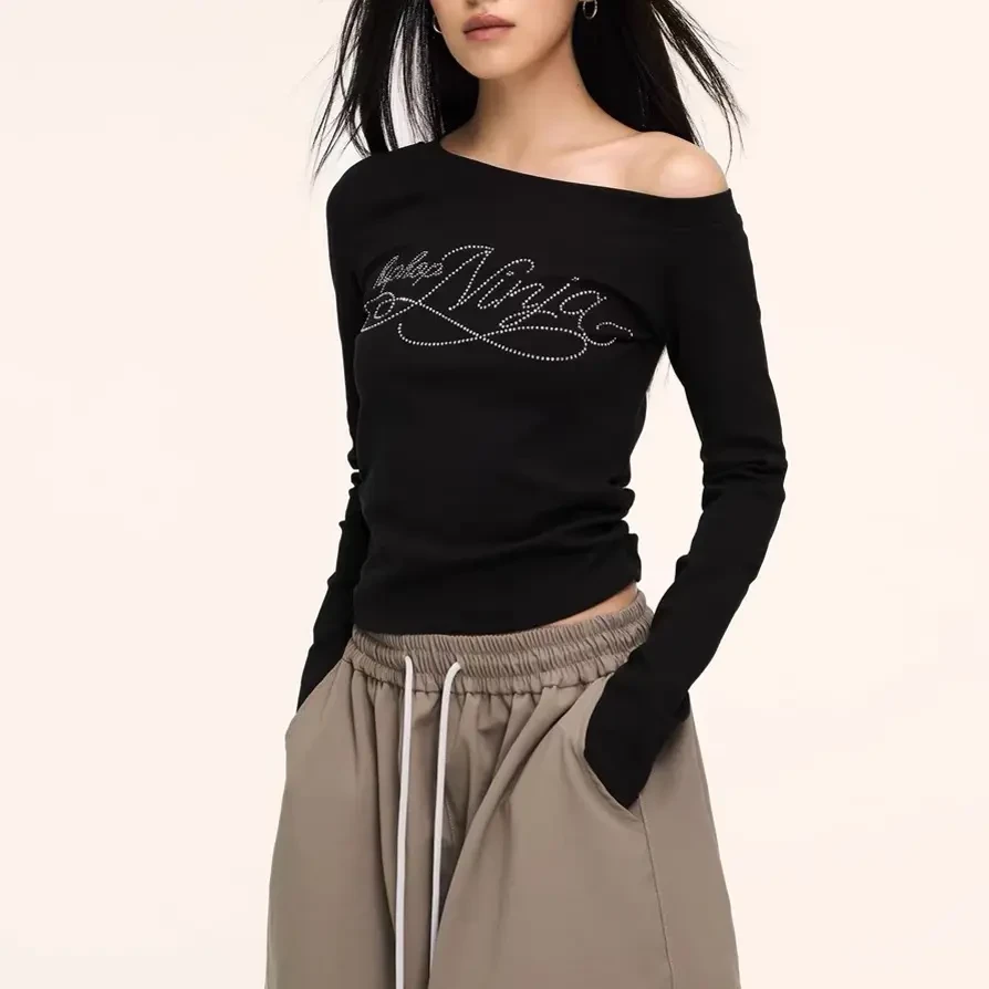 街舞爵士舞广场舞新款长袖斜肩烫钻修身显瘦T恤时尚女上衣打底衫