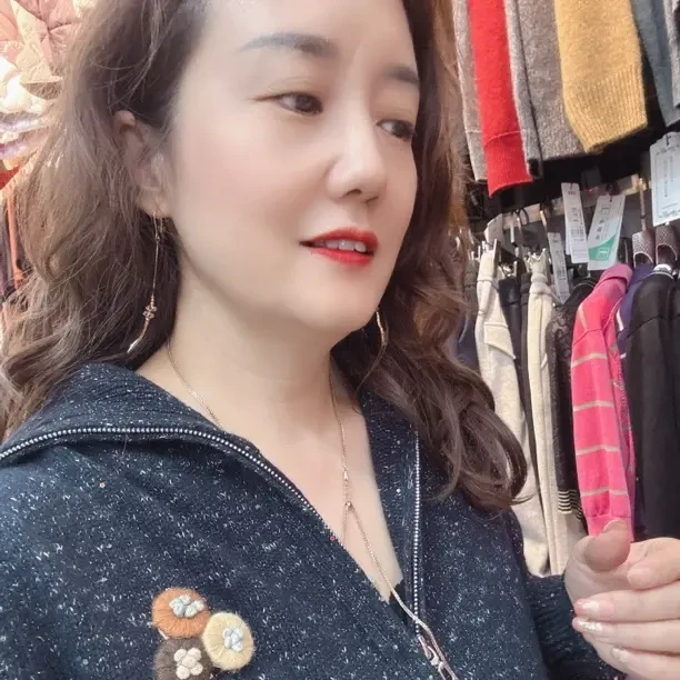 南瓜刺绣半高领拉链条纹针织衫女秋冬款安迪绒加厚学院风保暖毛衣