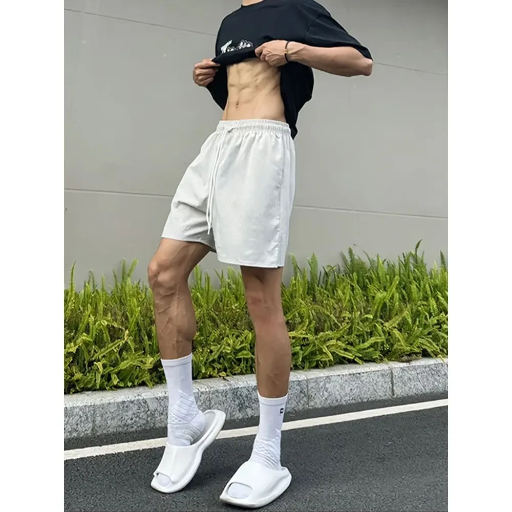 白色冰丝运动健身短裤男夏季薄款尼龙速干跑步篮球裤子休闲四分裤