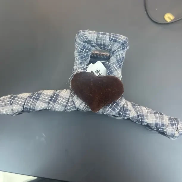 复古格纹爱心抓夹女秋冬大号鲨鱼夹发量多后脑勺盘发发饰边夹
