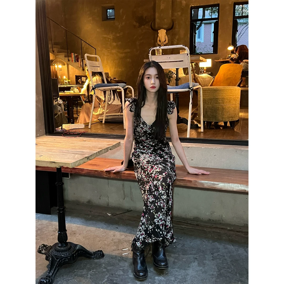 cunblvd常存 玫瑰的故事 法式茶歇碎花连衣裙女意大利进口长裙子