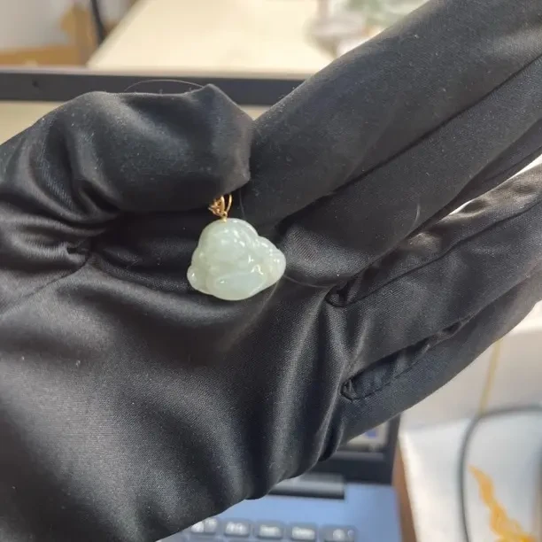 金镶天然翡翠笑口常开