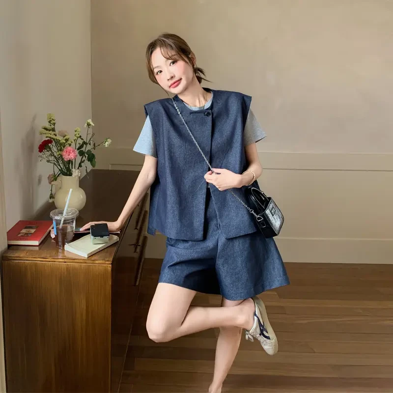 甜酷风马甲T恤短裤套装女2025夏季新款盐系炸街松弛感显瘦三件套