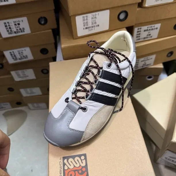 【特价清货】35码夏季复古拼色牛反绒软底德训女鞋休闲B38-3通宝