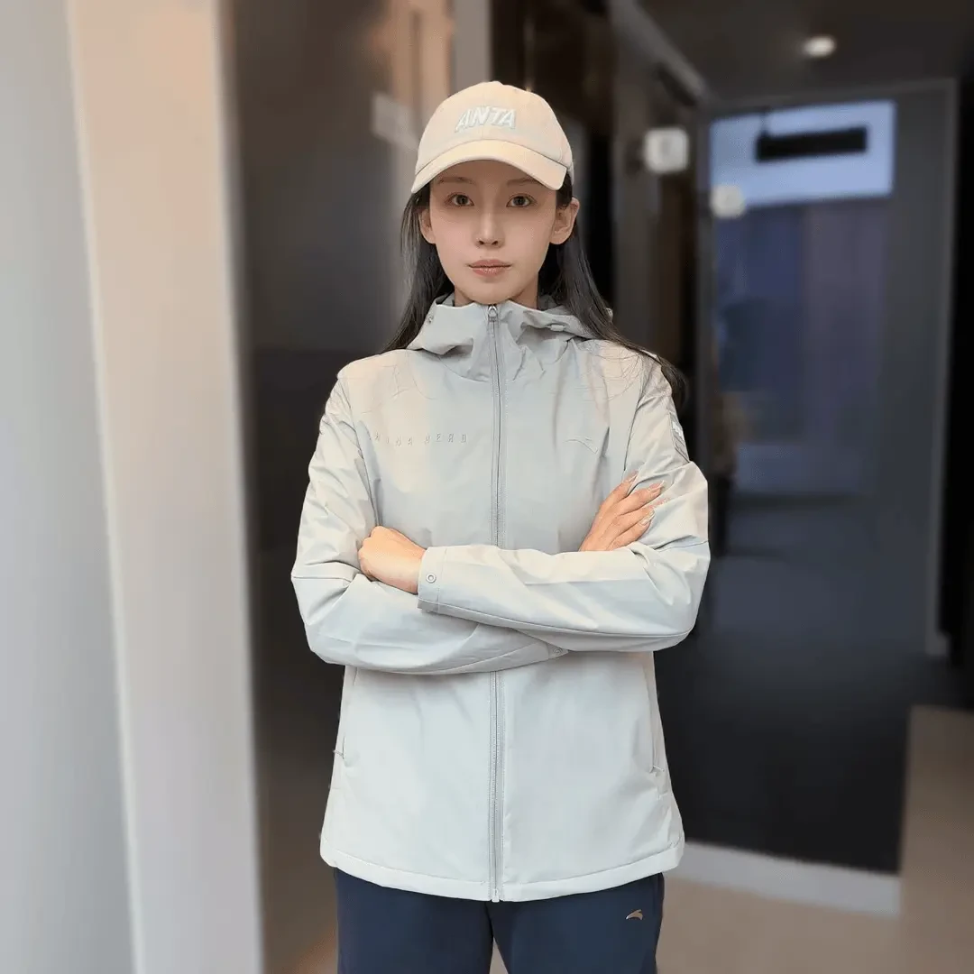 安踏【勇立潮头】女款2025梭织连帽休闲运动风衣162457601-YH