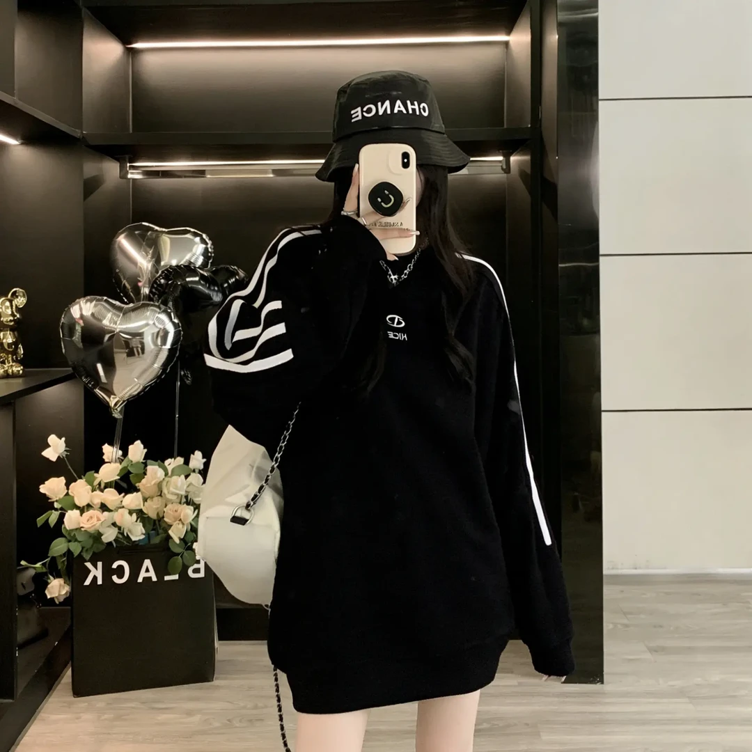 慵懒风网红洋气黑色卫衣女秋冬韩版宽松显瘦百搭中长款上衣外套潮