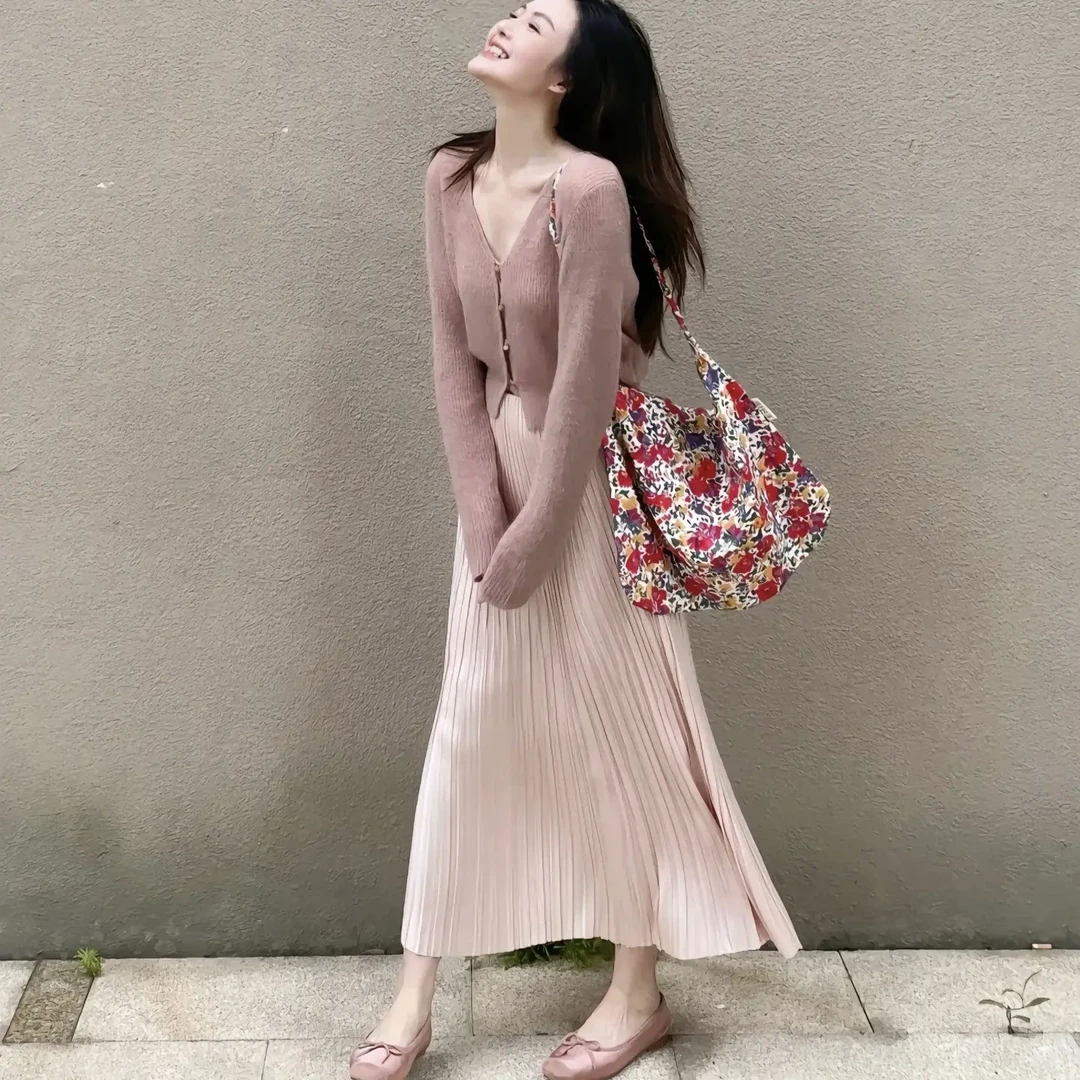 早秋粉色韩系纯欲风针织开衫外套设计感上衣