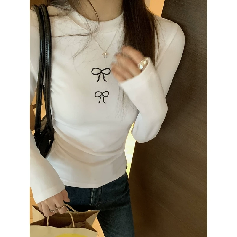 【年货捡漏】乌77少女风蝴蝶结刺绣圆领t恤女褶皱收腰百搭长袖上衣