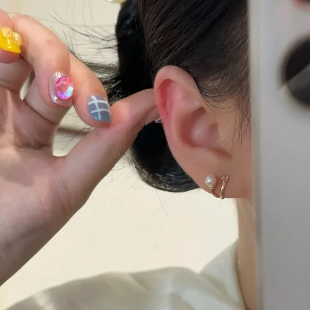 合金锆石耳饰 2025新款爆款耳环高级感耳饰法式轻奢珠珠耳钉YJ