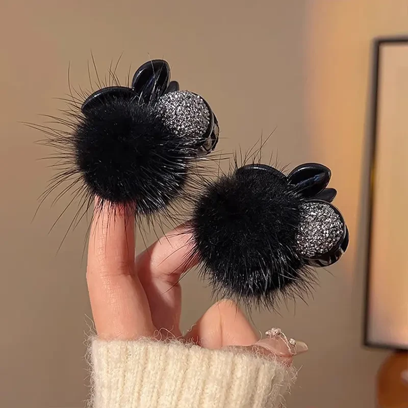 韩版水钻毛绒樱桃小抓夹女高级感刘海碎发夹女高马尾固定发饰