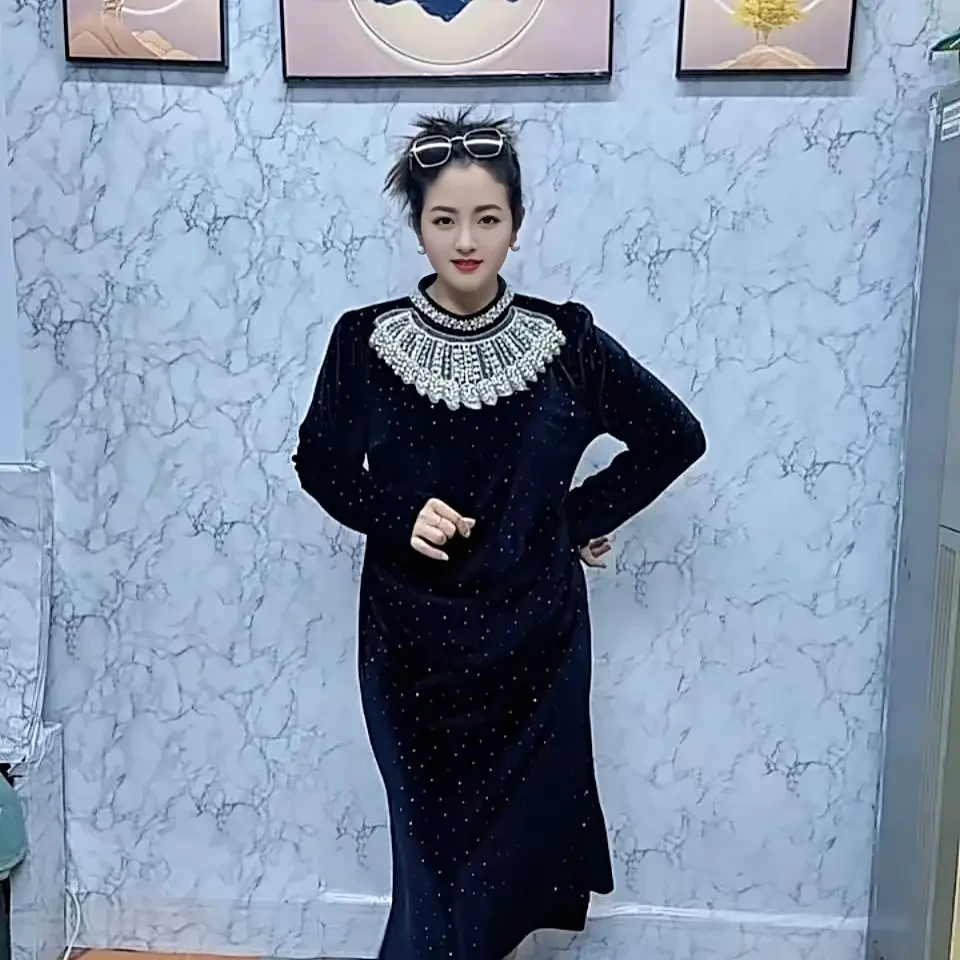 新款法式赫本风重工烫钻钉珠修身丝绒鱼尾显瘦气质连衣裙秋冬季