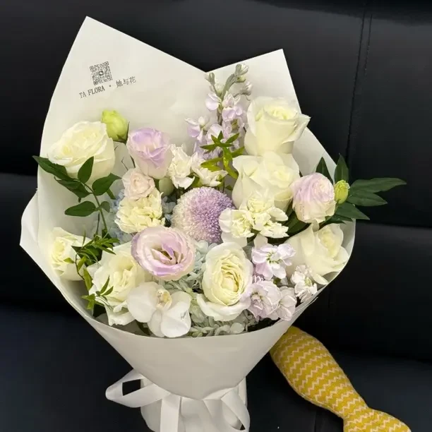 紫玫瑰绣球混搭花束同城鲜花速递送女友闺蜜生日全国同城配送