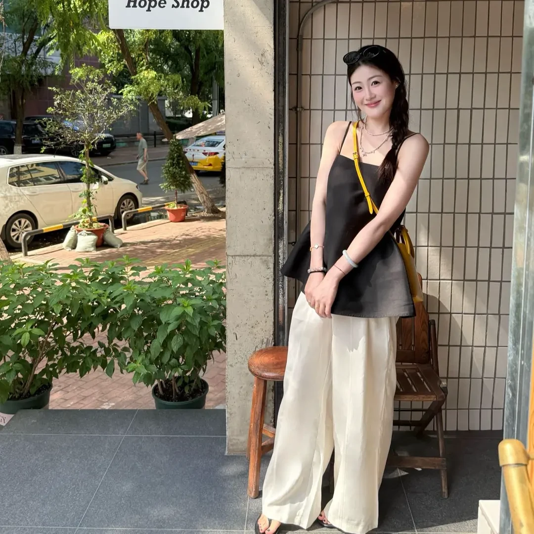 夏季气质温婉大方衣服轻奢赫本风吊带背心休闲宽松上衣显瘦裤子