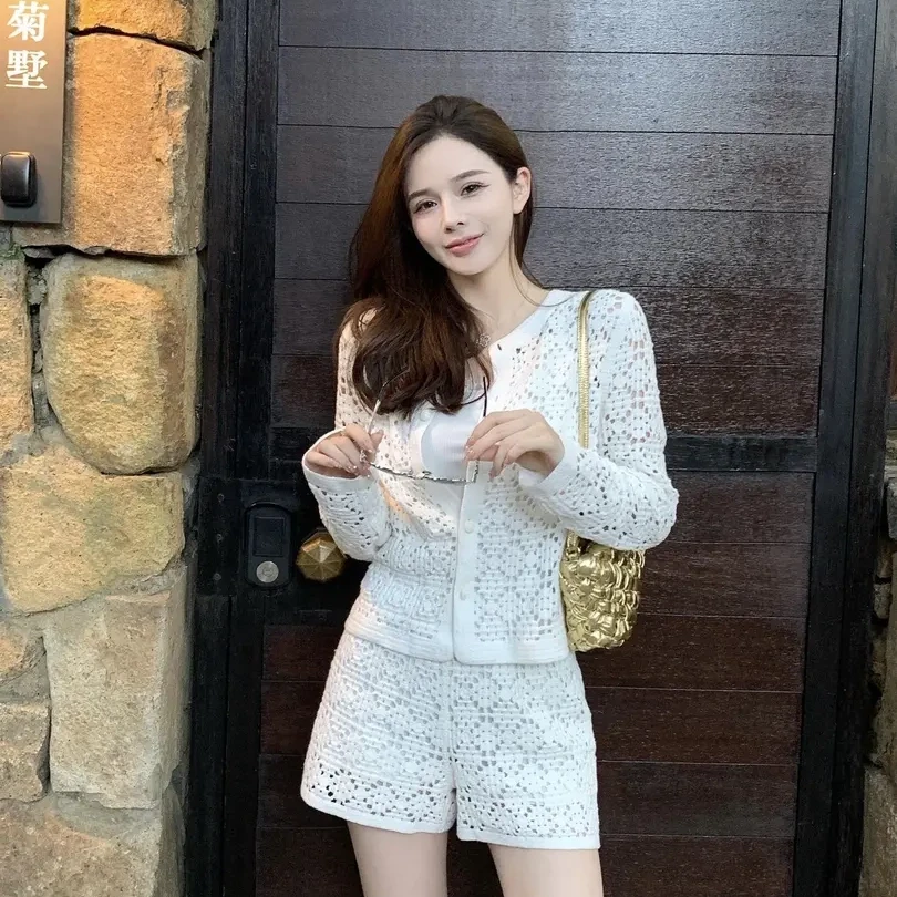 秋季新款清冷系禅意衣服女韩系穿搭针织镂空开衫上衣气质短裤套装