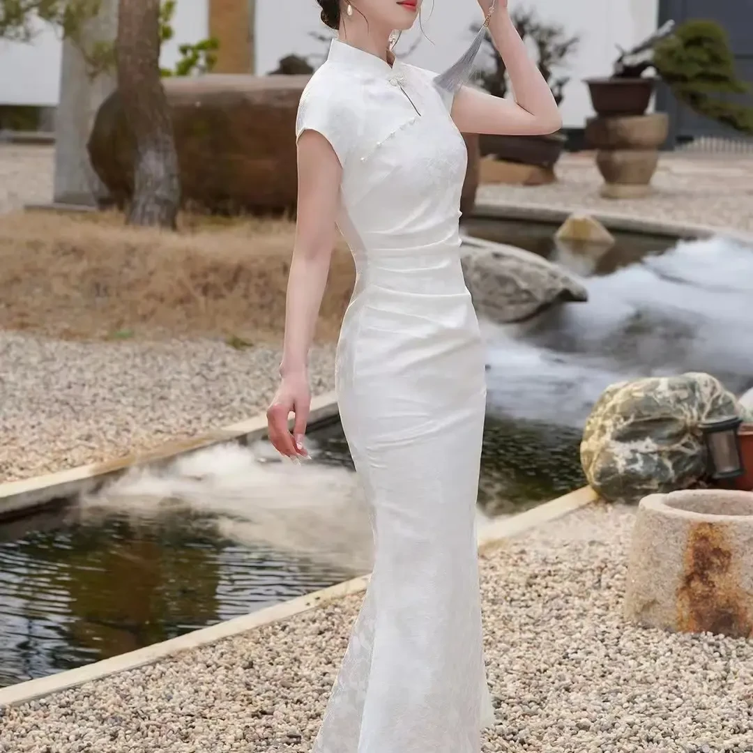 长旗袍立领低开衩提花新中式旗袍气质修身高街穿搭白色夏季显瘦