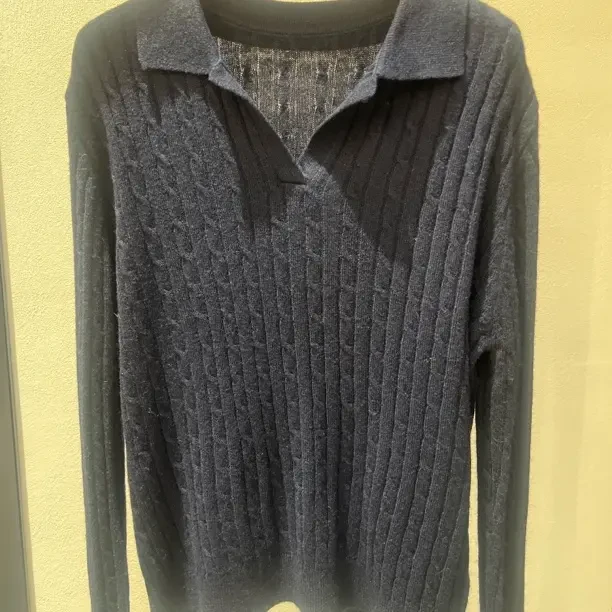 麻花翻领羊毛针织衫