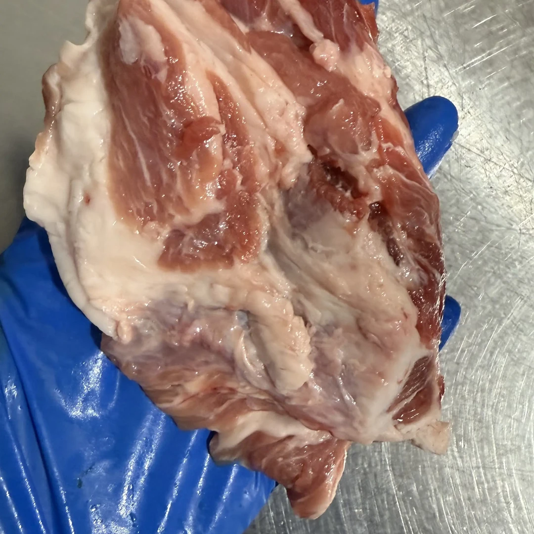 新鲜羊肉筋头巴脑肉质鲜嫩无注水炖煮火锅肉香不腻