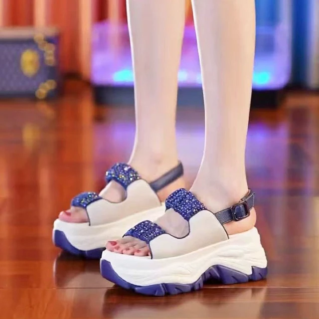 真皮厚底松糕运动凉鞋女外穿2025夏季新款坡跟增高水钻沙滩罗马鞋