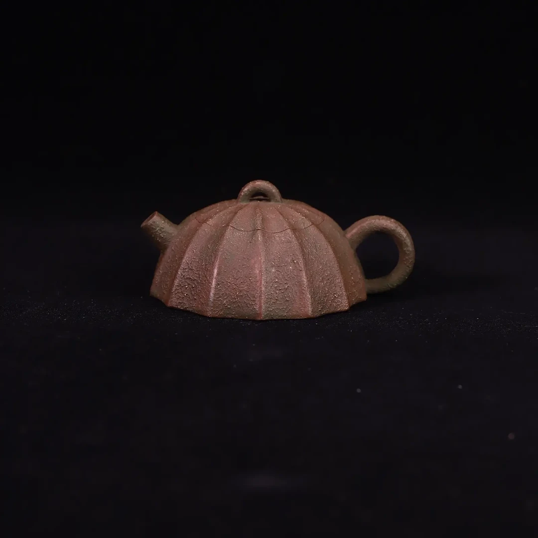 秦权（文人器），原矿紫泥粉浆，容量80cc，内推7孔出水