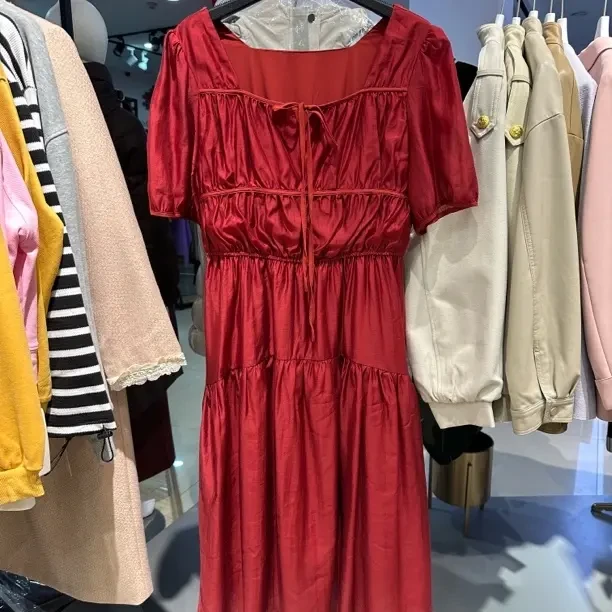 【VV FUSHI】L22053118 优雅复古风红色连衣裙展现女性柔美气质