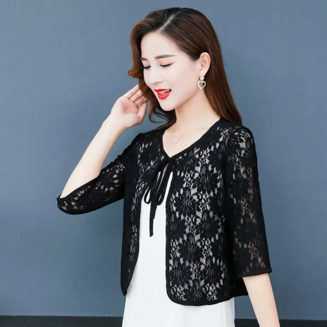 【百搭遮肉】春夏外搭披肩蕾丝女宽松显瘦大码镂空防晒短款百搭上衣