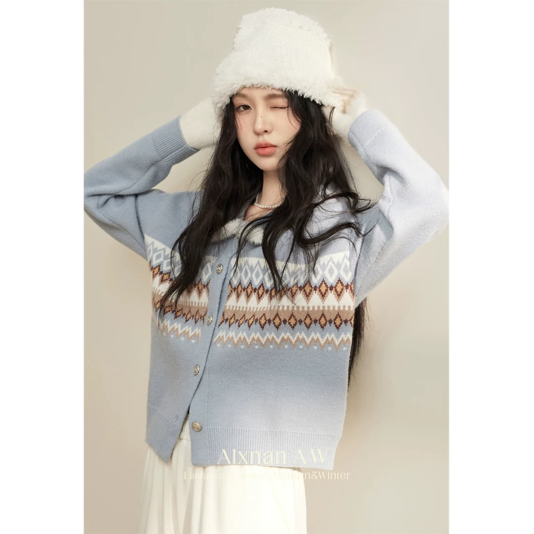 ALXNAN「海盐奶芙」蓝色毛衣开衫女秋冬新款气质显瘦上衣L51158