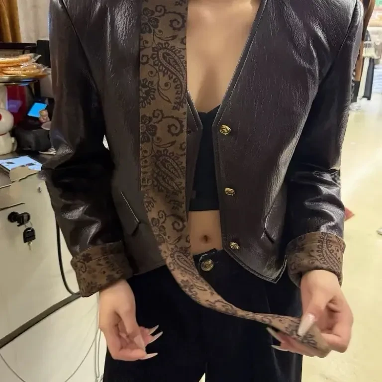 皮衣压花皮春季长袖拼接常规厚款圆领短外套V领休闲➕飘带