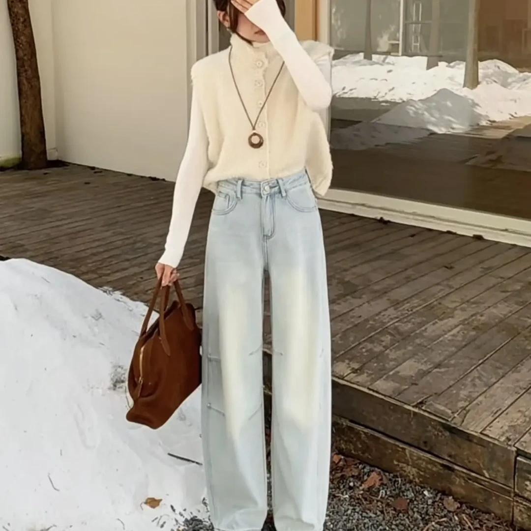 VVFUSHI 10871冬季高腰显瘦加绒弯刀阔腿浅蓝色直筒牛仔裤